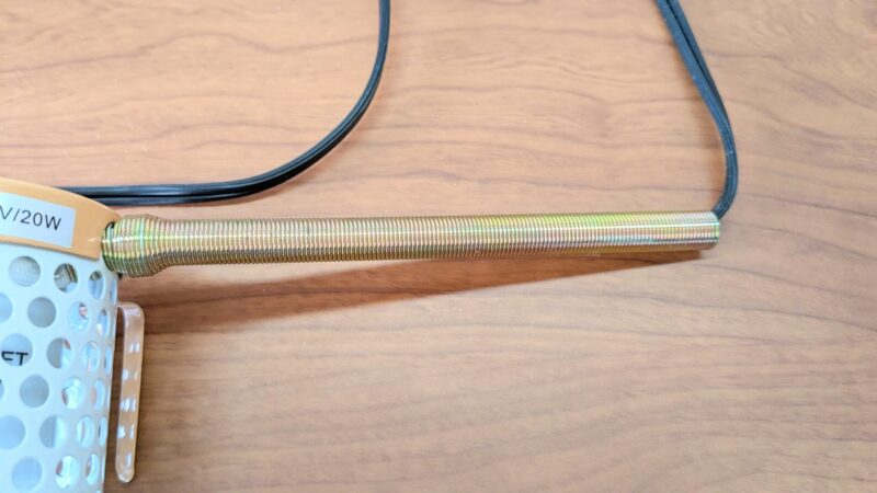 マルカン保温電球カバー付き20w コードの保護コイル